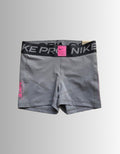 Nike Pro Women korte legging - kleur grijs met roze accenten - maat S