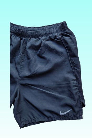 Grade-A: Nike dri-fit korte broek - kleur zwart - maat S