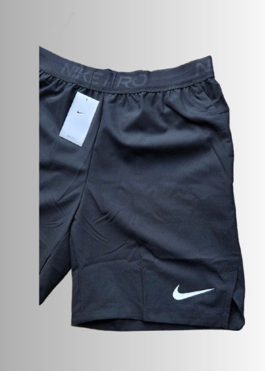 Nike dri-fit korte broek - kleur zwart - maat L